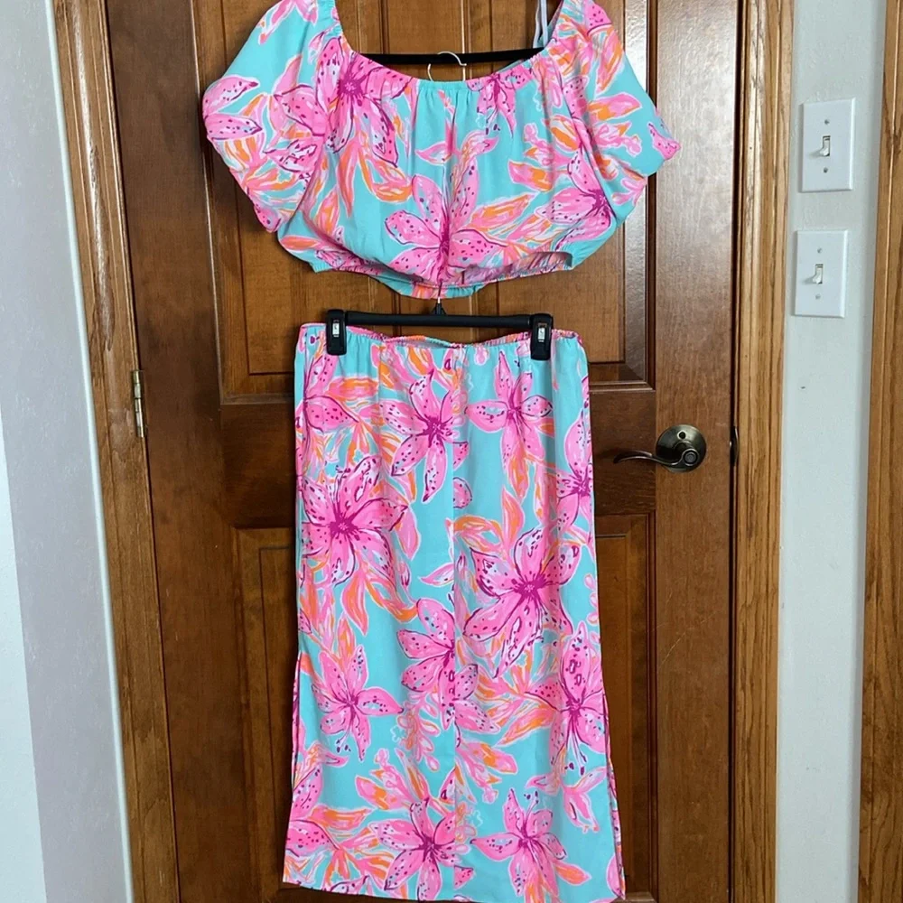 Floral Off-Shoulder Two-Piece Outfit Set Dress in Turquoise and Pink - Picture 6 of 14